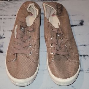 Roxy Slip on boat shoes